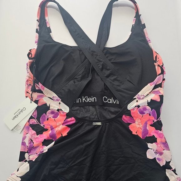 Calvin Klein Cross-Back Tummy Control Swimsuit Size 18 - Picture 7 of 11